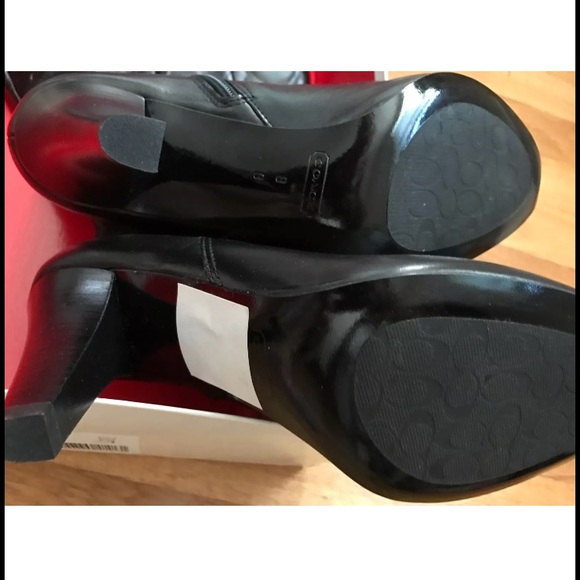 New Coach Black Leather Signature embossed boots 8 - Picture 2 of 6